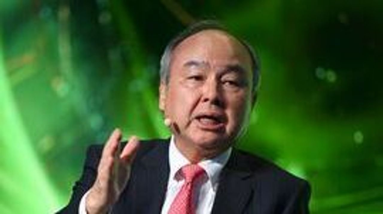 SBGが仏にAI拠点 最大14兆円投資