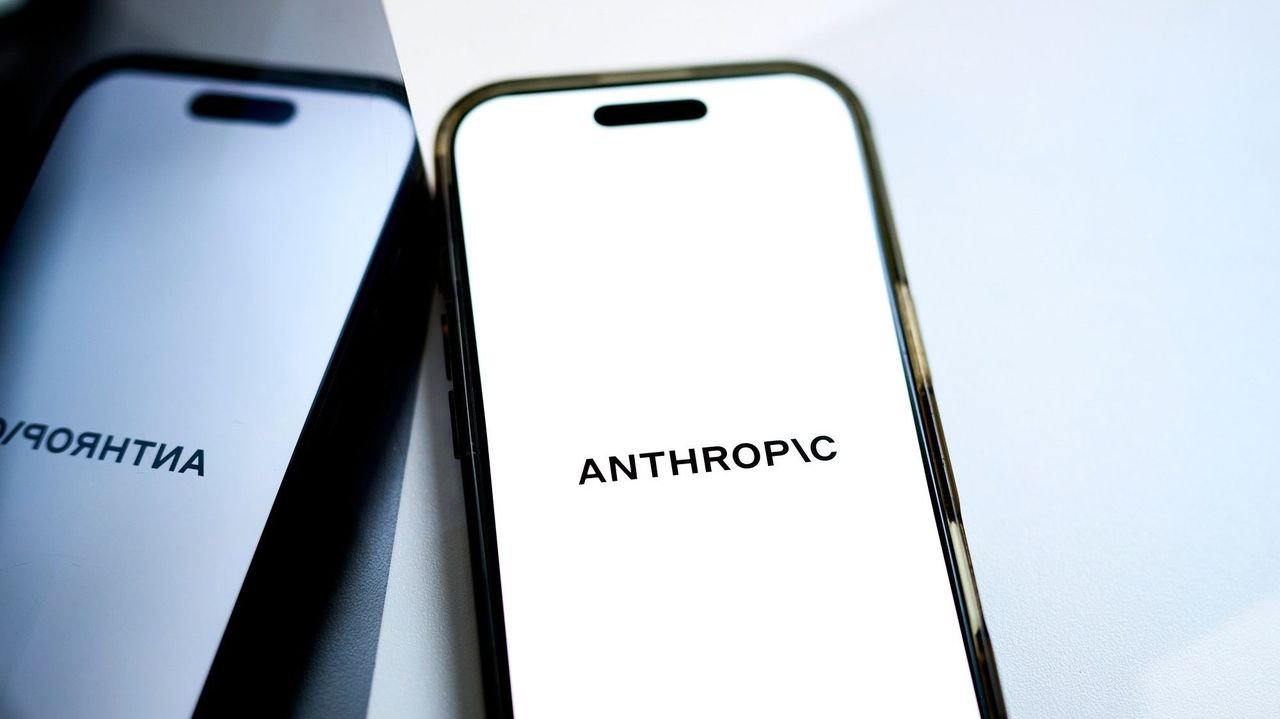Anthropic企業価値 OpenAI上回る