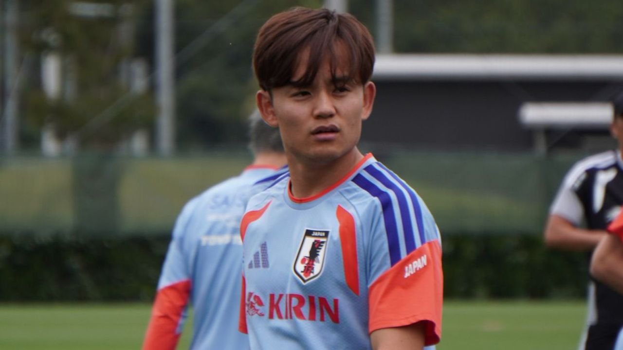 久保が背番号8 南野に覚悟の電話