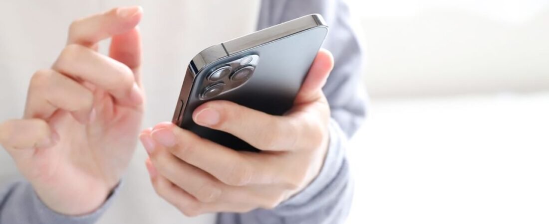 スマホ保有世帯がテレビ超え 調査