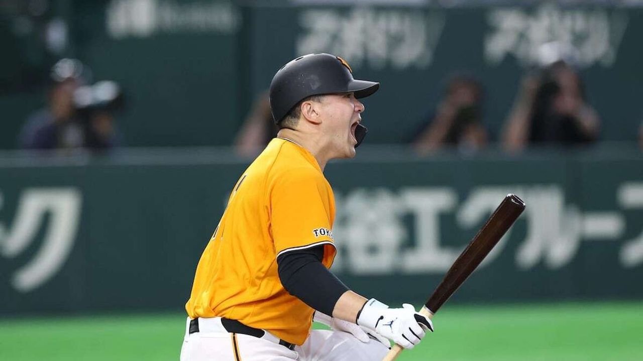 田中将大が激高 打席で暴投受ける