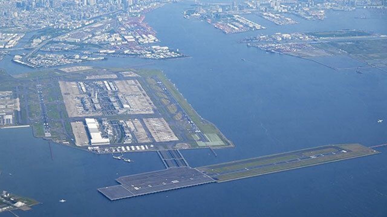 タイヤ不具合 海外では墜落事故も