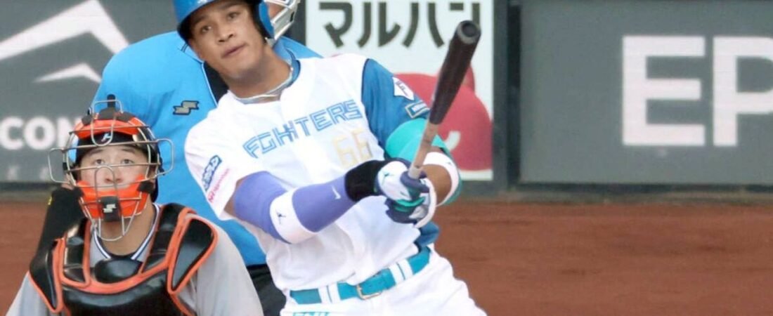 日ハム・万波 141m特大弾に興奮