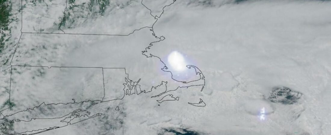 米国上空で隕石が爆発 NASA発表