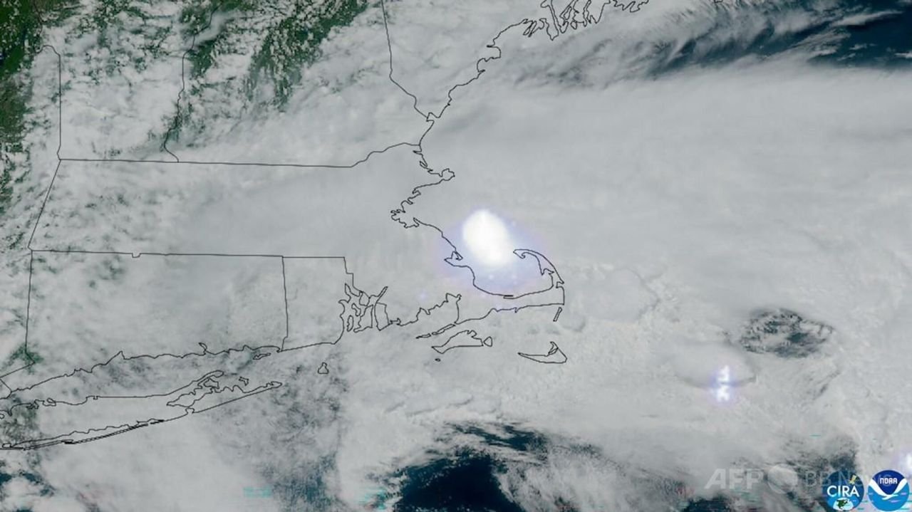 米国上空で隕石が爆発 NASA発表