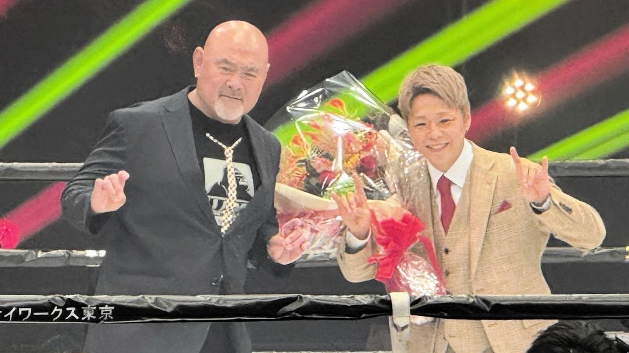 武尊 引退セレモニーで涙浮かべる