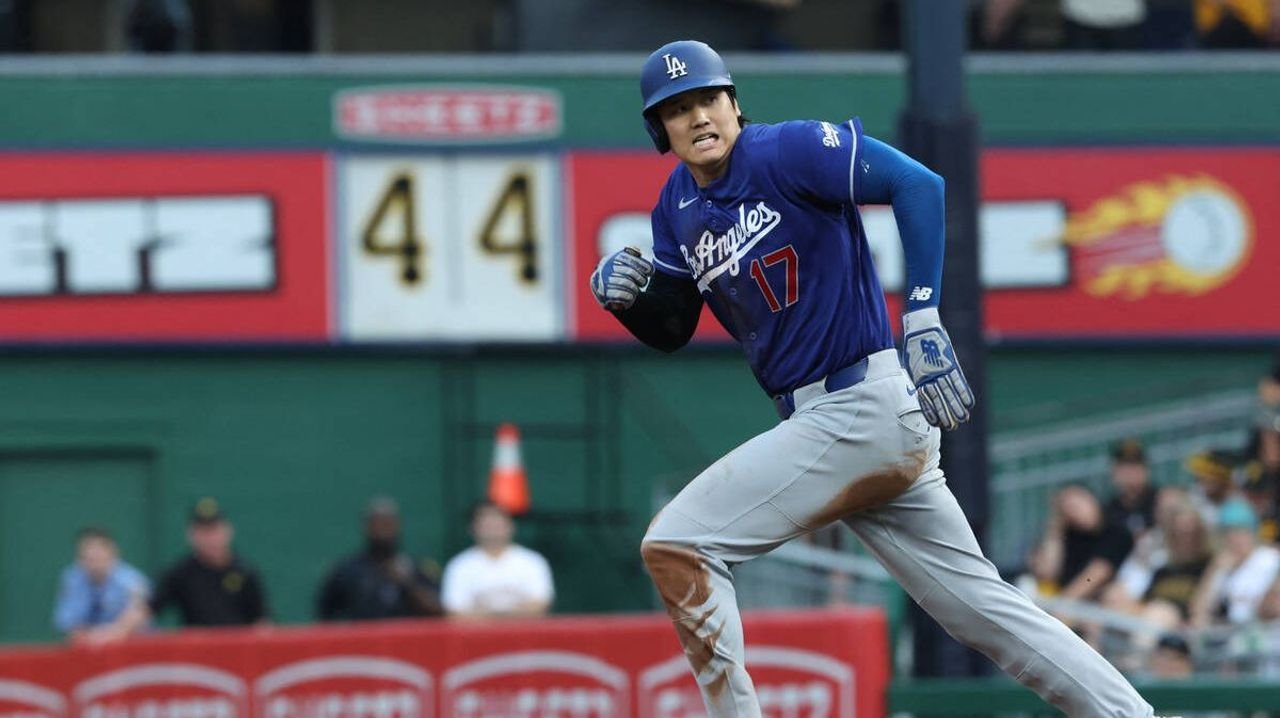 大谷が途中交代 左膝の炎症と発表