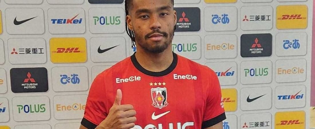 選手がサポに中指立て J1浦和謝罪