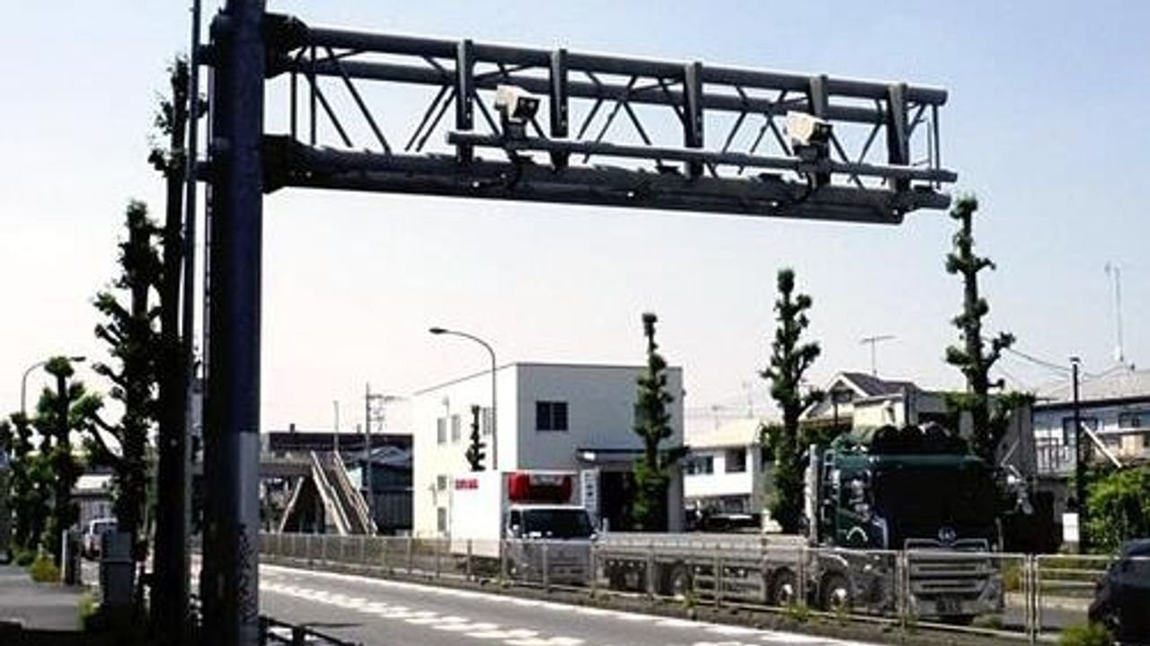 特殊車両の重量超過 対応を強化へ
