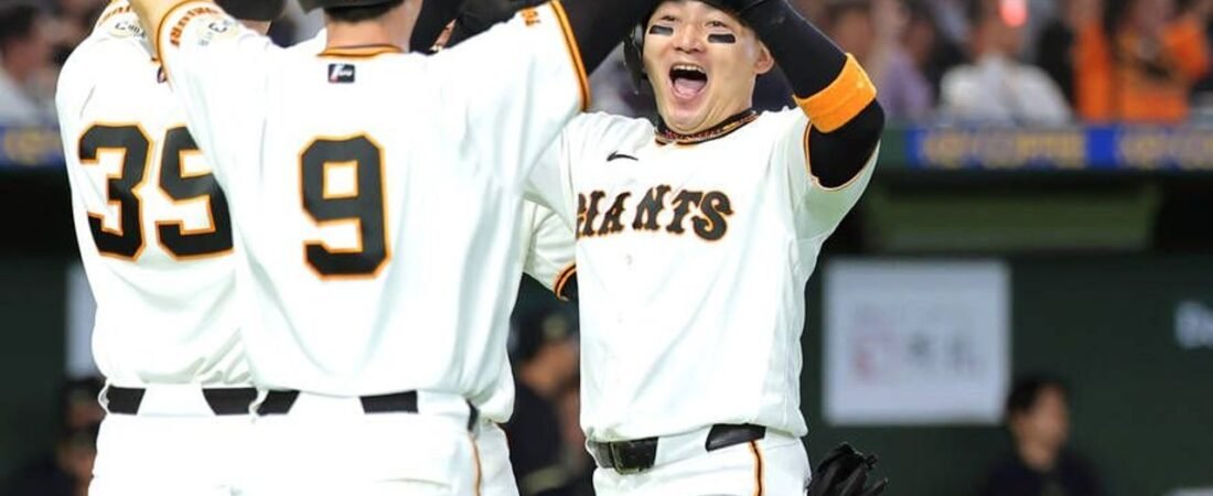 G丸が逆転満塁弾 長嶋氏看板近く