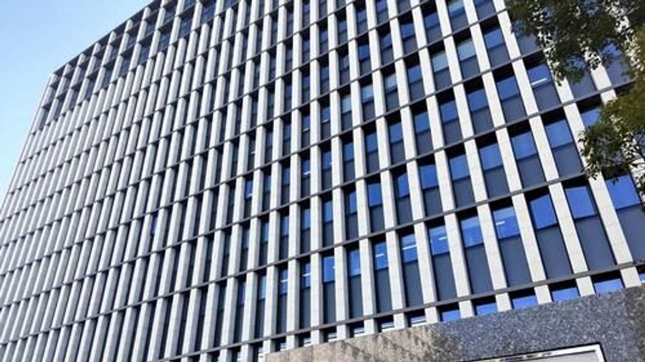 SOS気づいて 父から性暴力摘発増