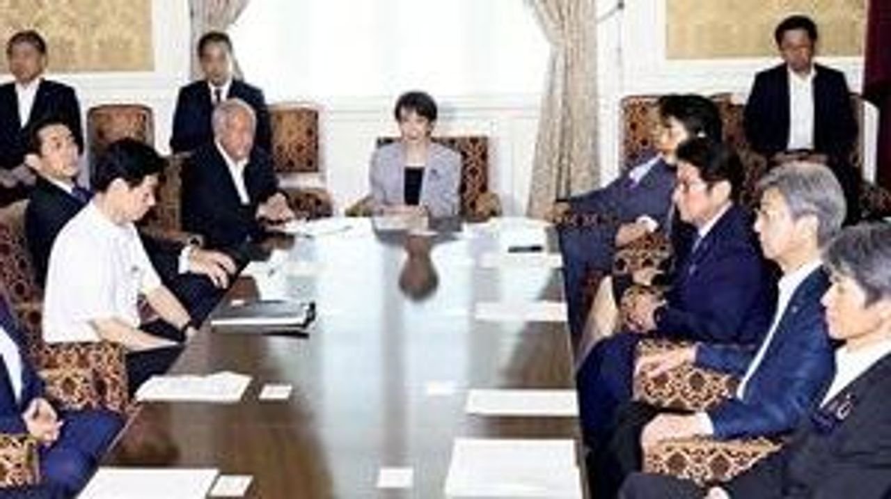 知事選 自民「久々」勝利に安堵感
