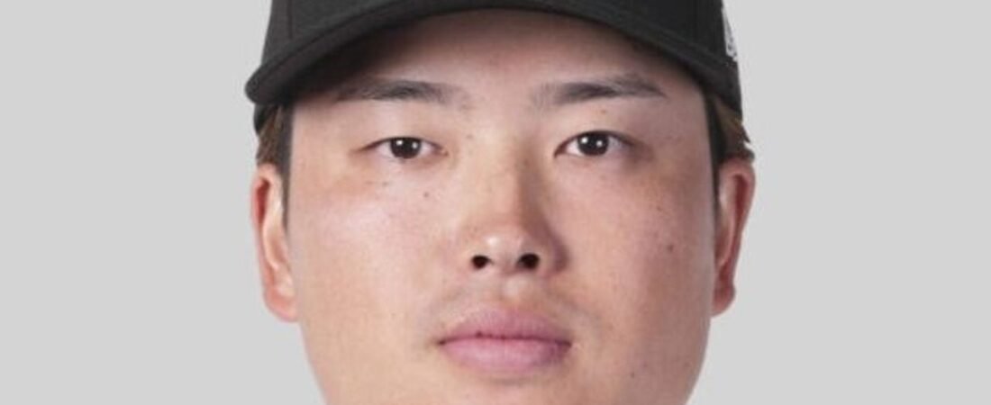 村上宗隆の右脚に注射 治療専念