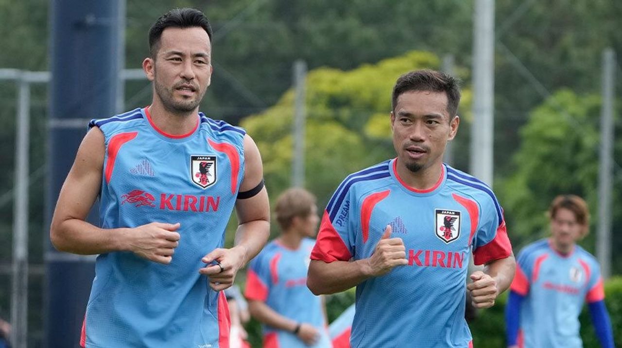 DF長友 吉田麻也の再合流を歓迎