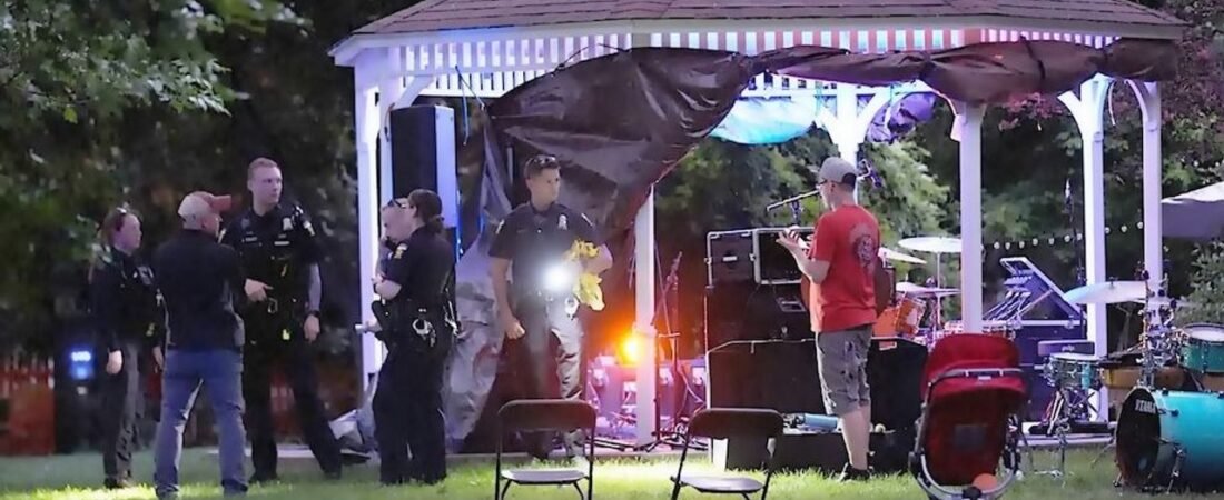 米で2人が銃撃ち合いか 12人負傷