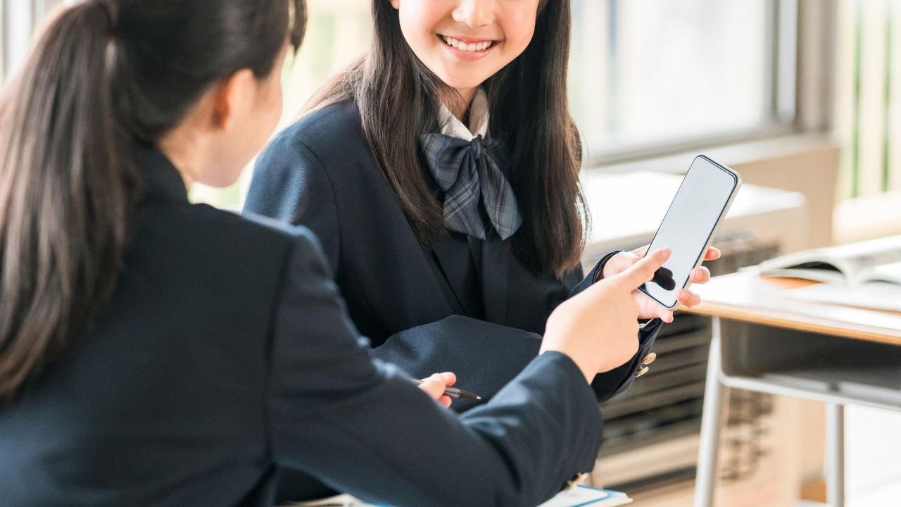 子どものSNS利用 法規制は必要?