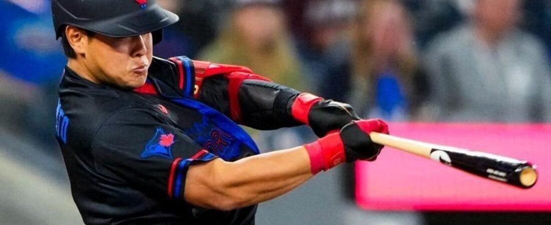 岡本和真が特大弾 ゲレロ頭抱える