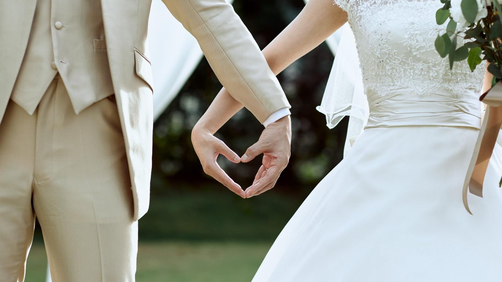 芸人結婚ラッシュ 発表方法の変化