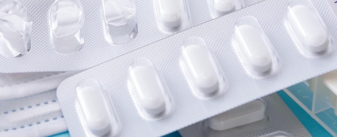 医薬品「個人輸入」可の日本 なぜ
