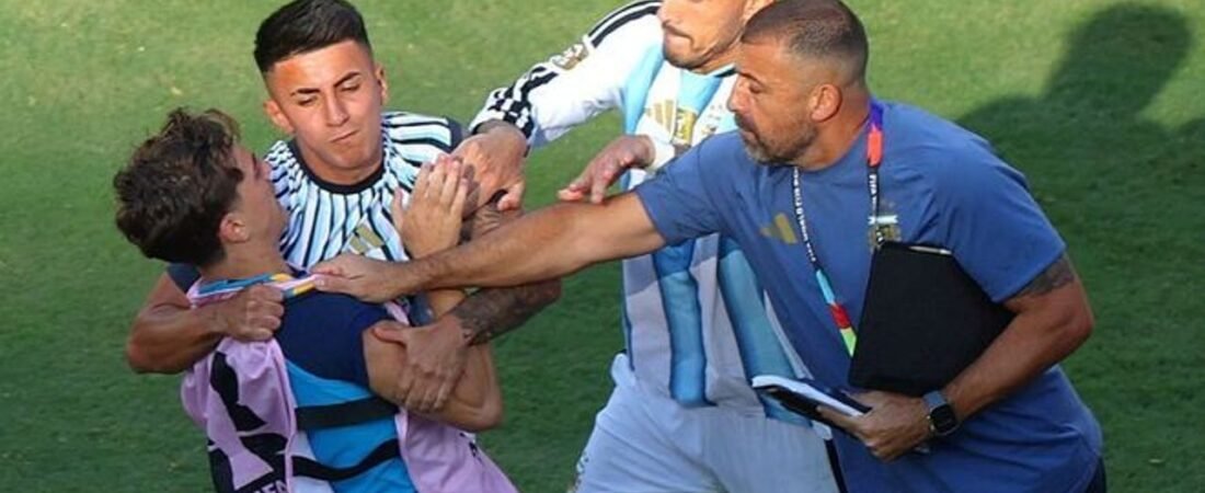 FIFA アルゼンチン懲戒手続き開始