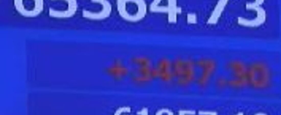 日経平均 一時3400円超の値上がり